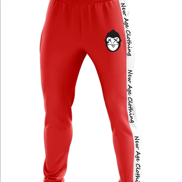 Track suits - Picture 2 of 3